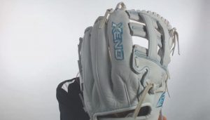 Louisville Slugger Outfield Gloves