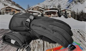 1. MCTi Waterproof Mens Ski Gloves 