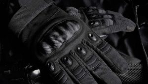 3. WTACTFUL Touch Screen Motorcycle Full Finger Gloves