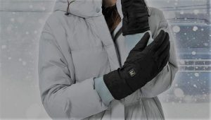 5. Aroma Season Heated Gloves